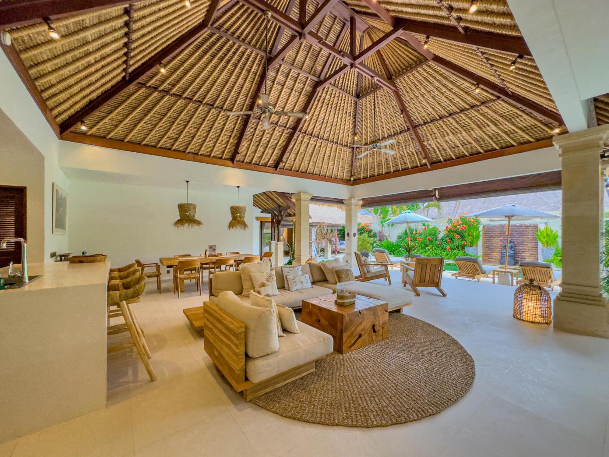 Villa Bugis Seminyak Pokoj fotografie